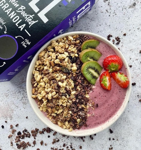 Smoothie Bowl with Granola topper